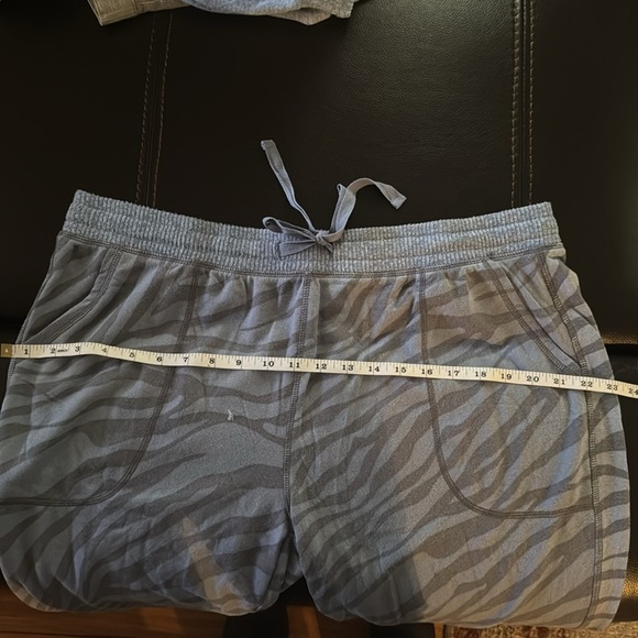 Karen Neuburger Live Love Lounge Womens' 3-Piece Lounge Set - Picture 12 of 14